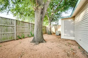 419 San Mateo Dr, Garland, TX 75043 - Photo 50