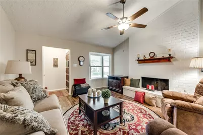 419 San Mateo Drive, Garland, TX 75043 - Photo 8