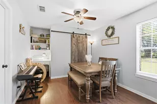 217 N Laramie Cir, Pilot Point, TX 76258 - Photo 6