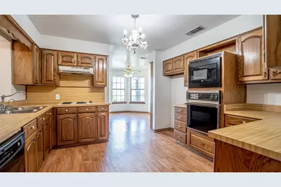 3713 Indian Creek Trail, Granbury, TX 76049 - Photo 14