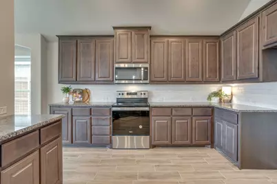 533 Lela Circle, Keene, TX 76059 - Photo 18