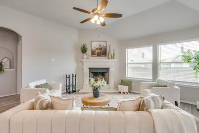 533 Lela Circle, Keene, TX 76059 - Photo 6