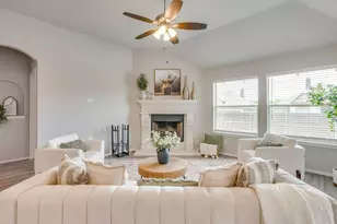 533 Lela Cir, Keene, TX 76059 - Photo 6
