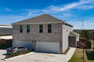 1701 Belzise Terrace, Fort Worth, TX 76104 - Photo 36