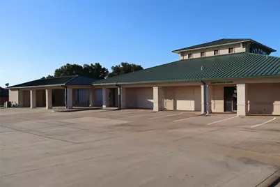 330 Grapevine Highway, Hurst, TX 76054 - Photo 2