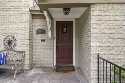2205 Stanley Avenue, Fort Worth, TX 76110 - Photo 6
