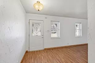 806 Waggoner Dr, Arlington, TX 76013 - Photo 6