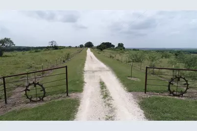 1191 J B Vandiver Loop, Moody, TX 76557 - Photo 2
