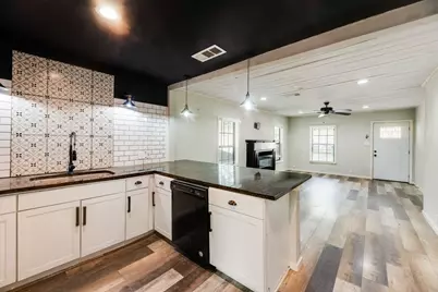 4419 Lawnview Avenue, Dallas, TX 75227 - Photo 6