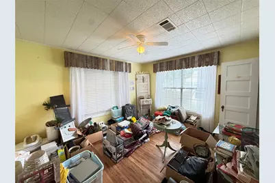619 E 12th Street, Bonham, TX 75418 - Photo 10