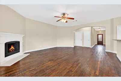2409 Michelle Creek Drive, Little Elm, TX 75068 - Photo 6