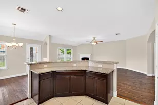 2409 Michelle Creek Dr, Little Elm, TX 75068 - Photo 12