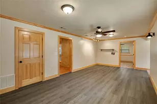 2445 Stadium Pl, Arlington, TX 76006 - Photo 16