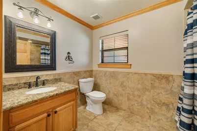 2445 Stadium Place, Arlington, TX 76006 - Photo 14