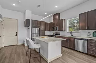 3120 E Park Row Dr, Arlington, TX 76010 - Photo 2