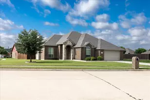 304 Hardeman Blvd, Justin, TX 76247 - Photo 4