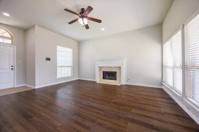 304 Hardeman Boulevard, Justin, TX 76247 - Photo 10