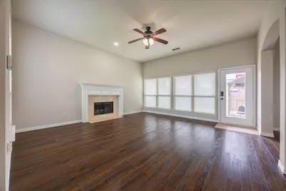 304 Hardeman Boulevard, Justin, TX 76247 - Photo 8