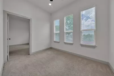 917 S Carroll Avenue, Dallas, TX 75223 - Photo 28