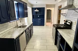 1039 Oak Meadow Ln, DeSoto, TX 75115 - Photo 8