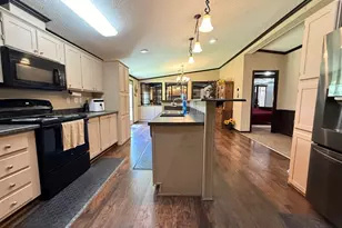 20970 Lee Ln, Chandler, TX 75758 - Photo 16