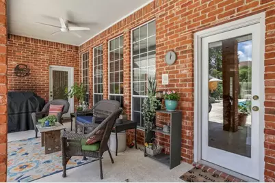 917 Longmeadow Lane, DeSoto, TX 75115 - Photo 6