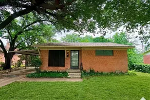 1004 Powell Rd, Mesquite, TX 75149 - Photo 1
