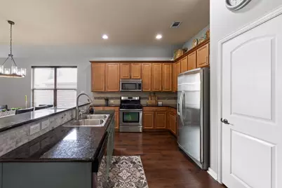 7613 Lindsey Drive, Rowlett, TX 75088 - Photo 8