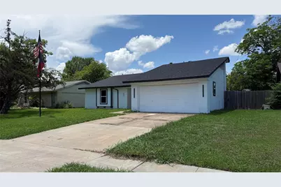 633 Stroud Lane, Garland, TX 75043 - Photo 2