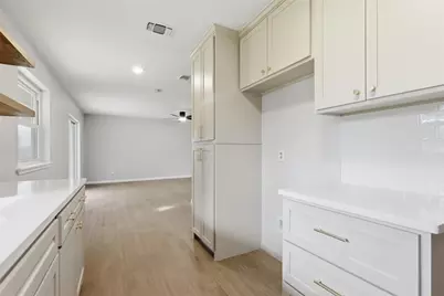 7833 Davenport Avenue, Fort Worth, TX 76116 - Photo 14