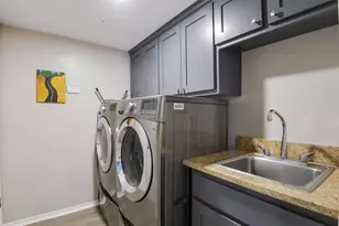 2205 Prestonwood Dr, Arlington, TX 76012 - Photo 20