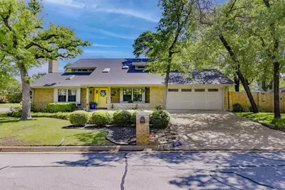 2205 Prestonwood Drive, Arlington, TX 76012 - Photo 1