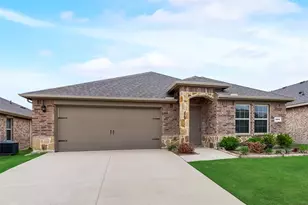 1302 Meadow Creek Dr, Princeton, TX 75407 - Photo 4