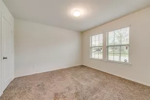 1302 Meadow Creek Dr, Princeton, TX 75407 - Photo 14
