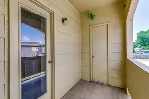 391 E Main St, Lewisville, TX 75057 - Photo 22