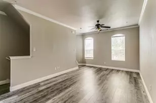 391 E Main St, Lewisville, TX 75057 - Photo 12