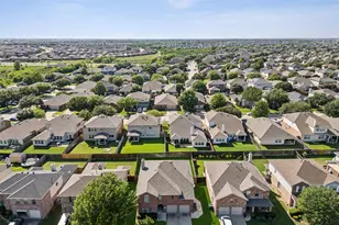 9121 Liberty Crossing Dr, Fort Worth, TX 76131 - Photo 20