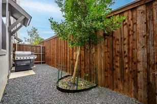 5152 Brickellia Dr, Dallas, TX 75209 - Photo 22