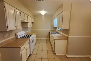 505 Pelican Ct, DeSoto, TX 75115 - Photo 4