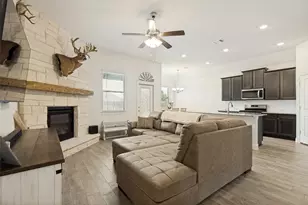 2817 Half Moon Rd, Aubrey, TX 76227 - Photo 8