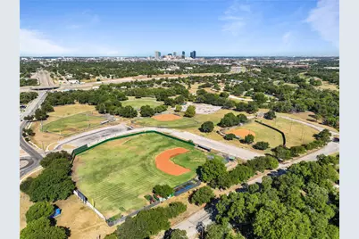 2540 Avenue H, Fort Worth, TX 76105 - Photo 20