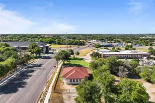 2540 Avenue H, Fort Worth, TX 76105 - Photo 10
