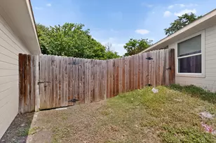 4827 Mexico, Dallas, TX 75236 - Photo 32