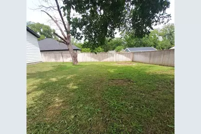 2604 Flora Lane, Denison, TX 75020 - Photo 6