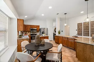 7105 Herman Jared Dr, North Richland Hills, TX 76182 - Photo 10