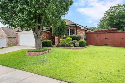 7105 Herman Jared Drive, North Richland Hills, TX 76182 - Photo 24
