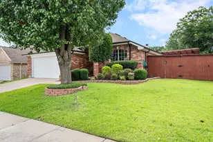 7105 Herman Jared Dr, North Richland Hills, TX 76182 - Photo 24