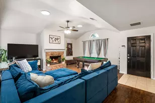 1425 Turtle Cove Dr, Little Elm, TX 75068 - Photo 2