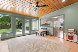 7879 Querida Ln, Dallas, TX 75248 - Photo 20
