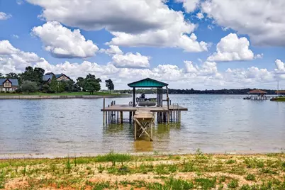 114 Meandering Way, Mabank, TX 75156 - Photo 2